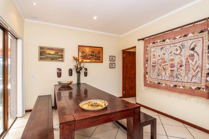 4 Bedroom Property for Sale in Bergvliet Western Cape